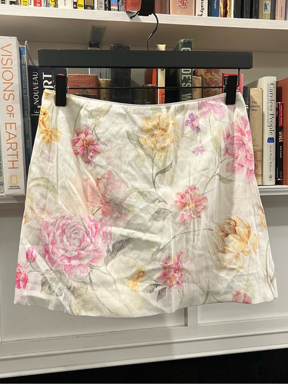 Antonio Melani Izzy Linen Blend Coordinating Floral Mini Skirt